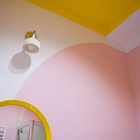 Disco Fever - In The City Center For 2 Person Apartment *